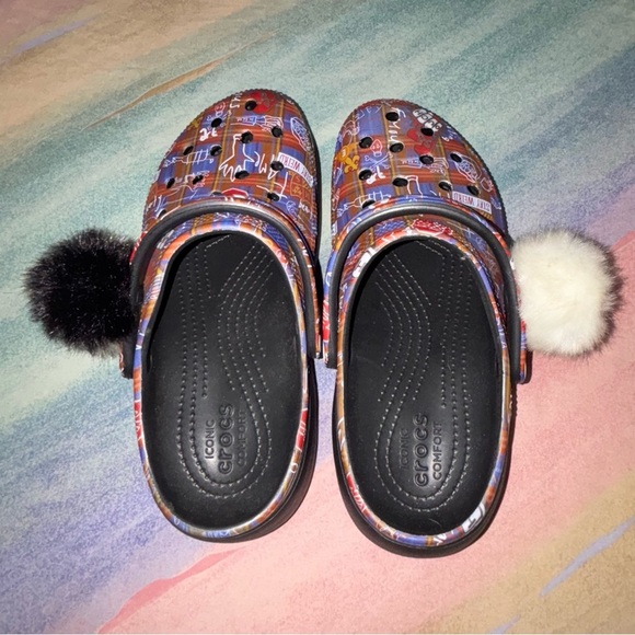 Crocs 101 Dalmatians Disney Cruella de ville crocs Womens size 6 limited edition - Picture 8 of 9